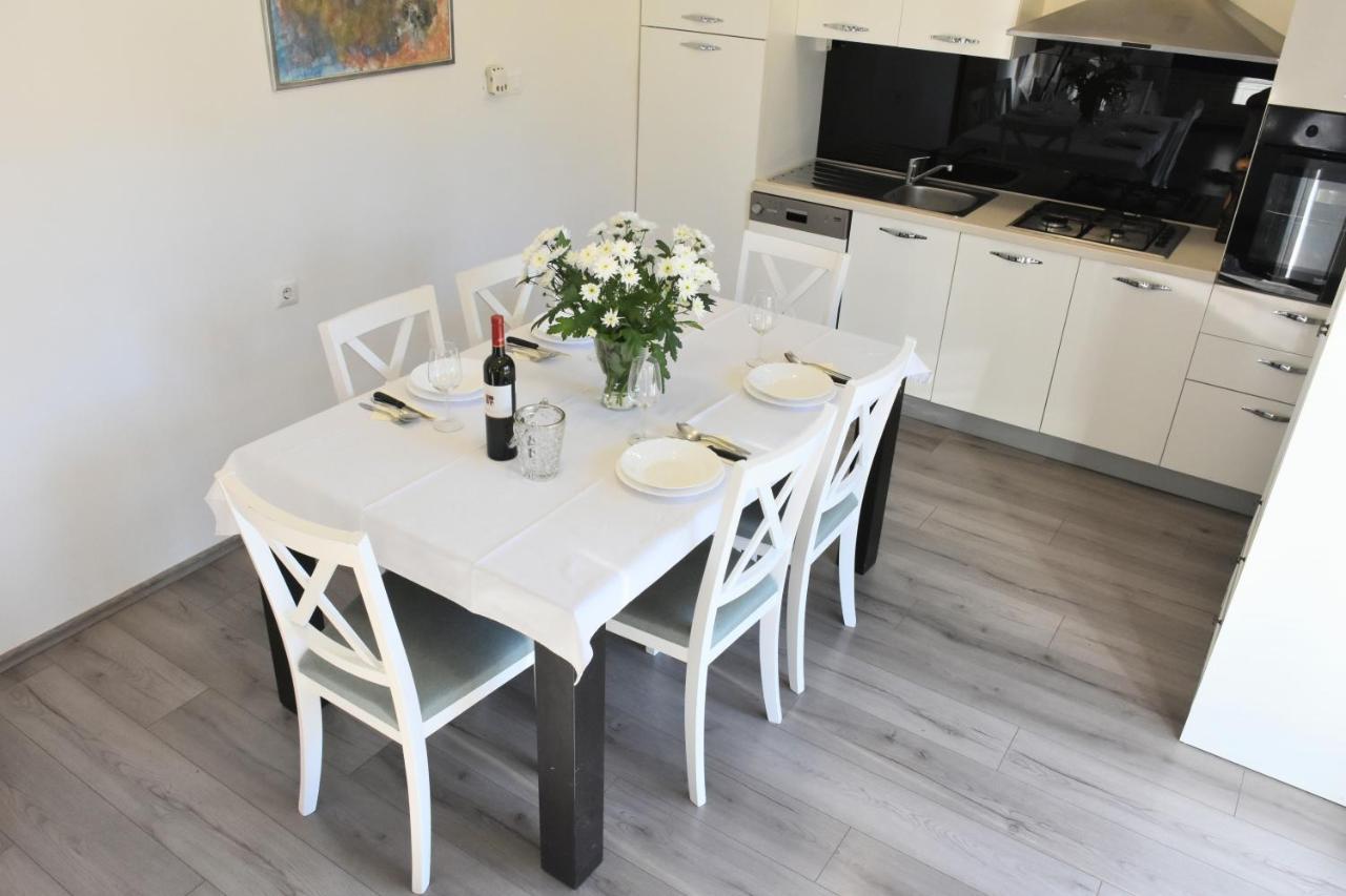 Villa Marie With Pool, Two Bedrooms For 4+2Kids Cavoglave Eksteriør bilde