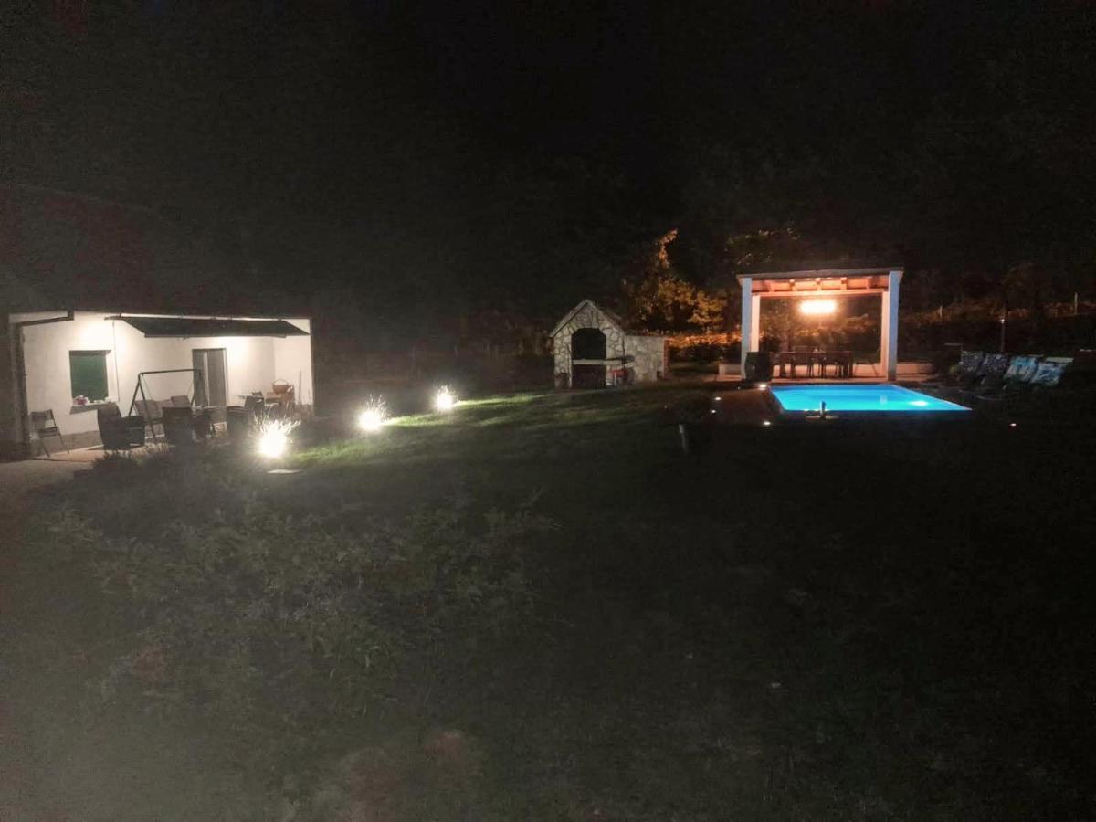 Villa Marie With Pool, Two Bedrooms For 4+2Kids Cavoglave Eksteriør bilde